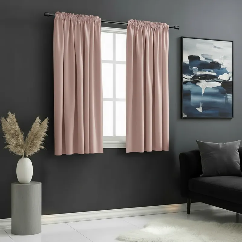 Bezpečná Platba Dekorační krátký závěs s řasící páskou zatemňující BLACKOUT 13 PREMIUM 135x160 cm růžová (cena za 1 kus) MyBestHome