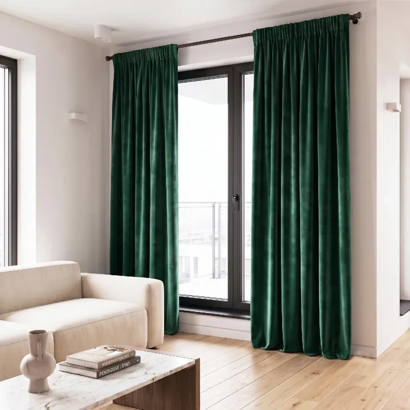 Cenová Bomba Dekorační závěs s řasící páskou VALMONT 140 cm x 250 nebo 260 cm color 012 smaragdová (cena za 1 kus) MyBestHome