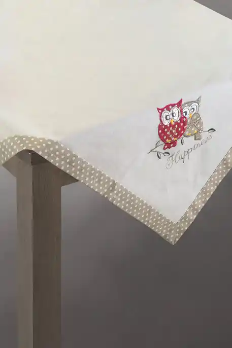 Přímo Od Výrobce Ubrus MOIRA - béžový