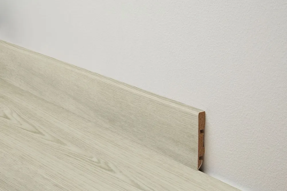 Pouze Dnes Set 4ks podlahových líšt MDF CLASSIC LIGHT NATURAL 241 cm