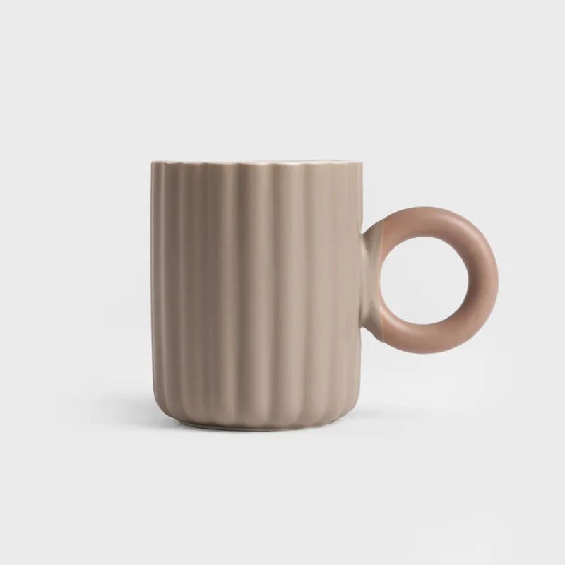 Hrnek YELLY béžový, s růžovým ouškem 707933 350 ml Zlevněný